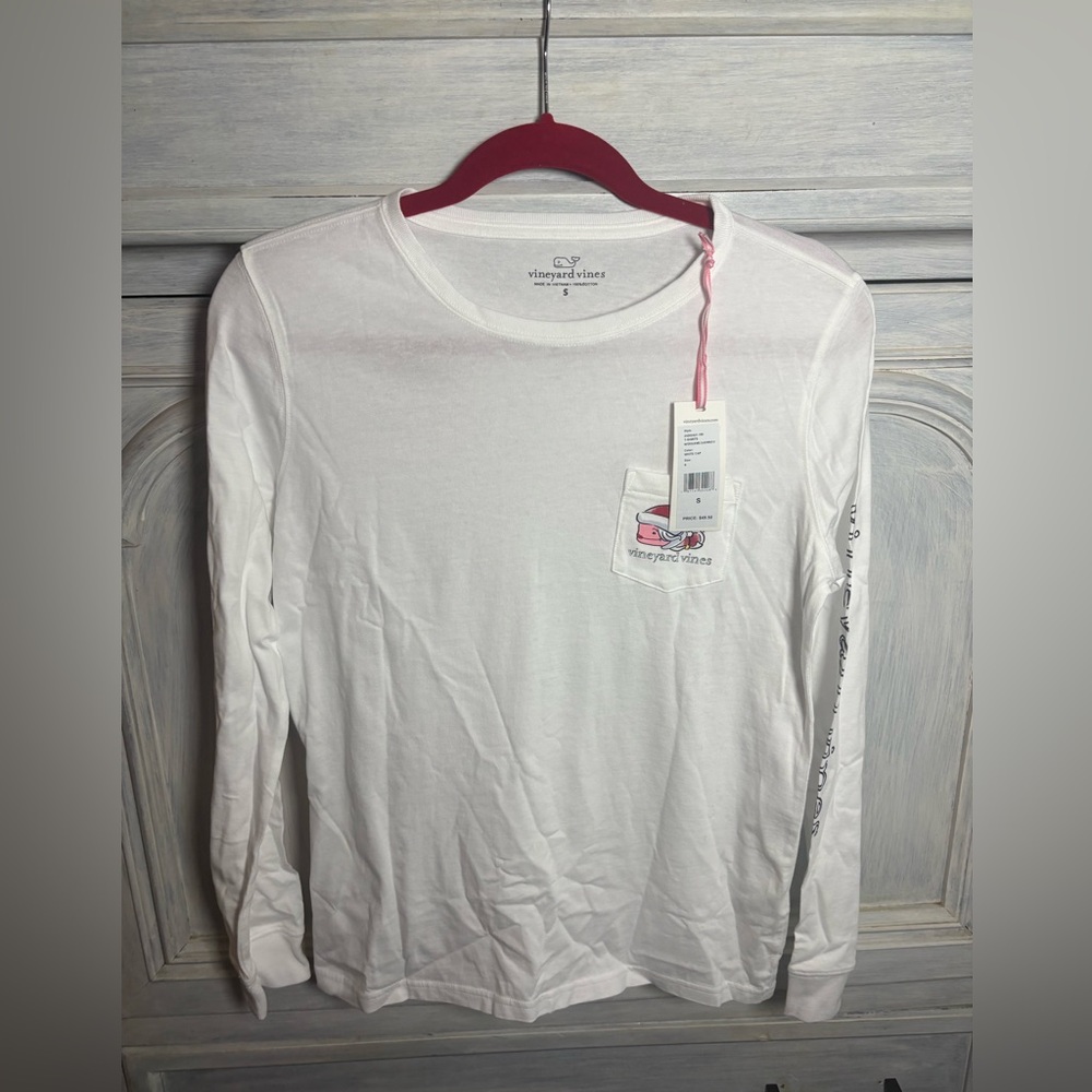 Vineyard‎ Vines Watercolor Mrs. Claus Whale Long Sleeve Pocket Tee Preppy